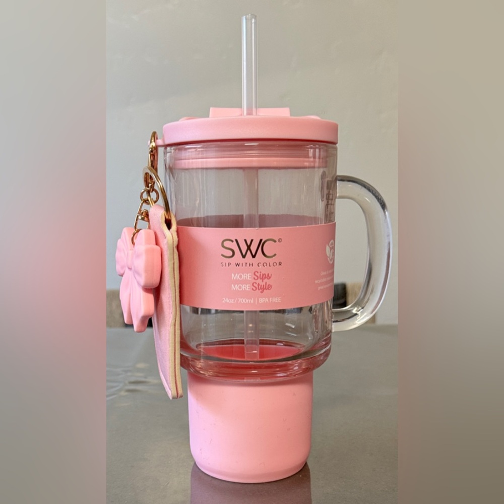 Christmas SWC Pink BPA Free Glass Pink Tumbler With Straw & Bow Keychain.